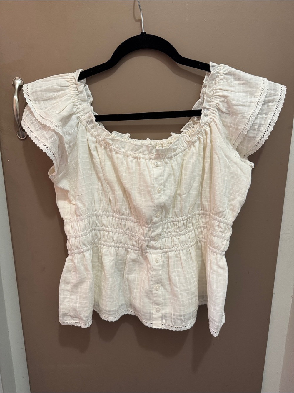 Francesca's Collections White Smocked Button-Front Blouse